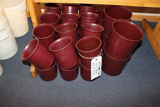 All to go - 29 burgundy melamine salad crocks