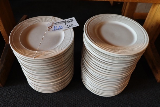 Times 50 - 10" Rego decorative edge dinner plates