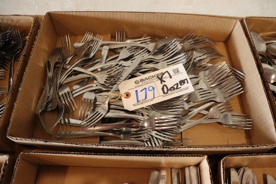 Times 7 - Dozen of dinner forks