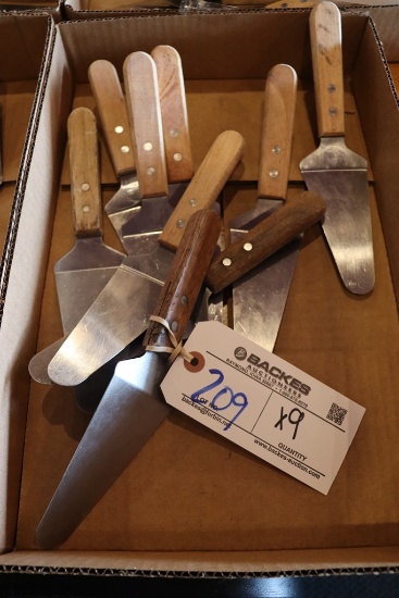 Times 9 - pizza spatulas