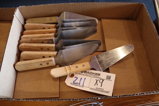 Times 9 - pizza spatulas