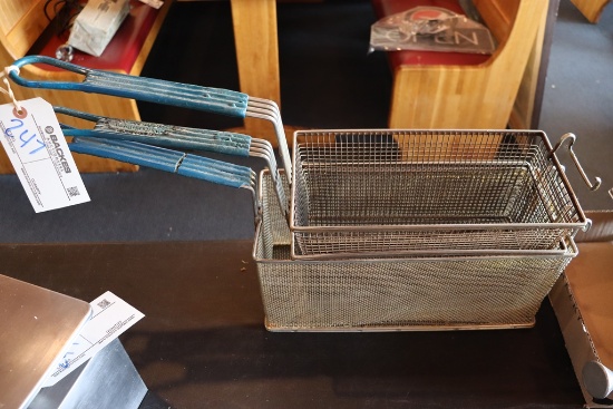 All to go - 3 fryer baskets