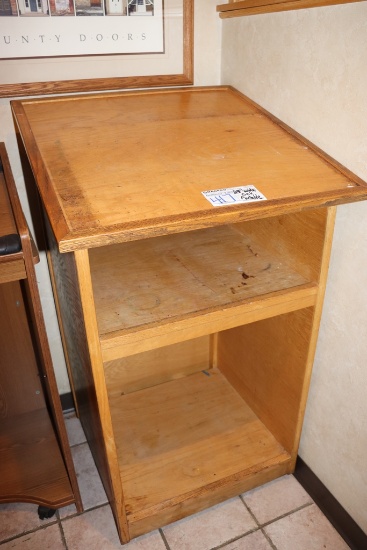 Oak 28" wide portable podium