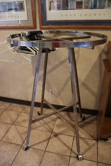 36" round portable clothing rack