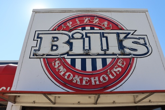 Approximately 7' tall x 10' wide Bill's Pizza and Smokehouse NEON light - s