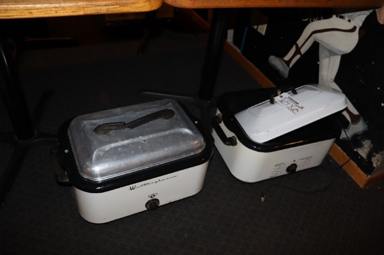 Times 2 - Electric roasters - one lid handle is broken