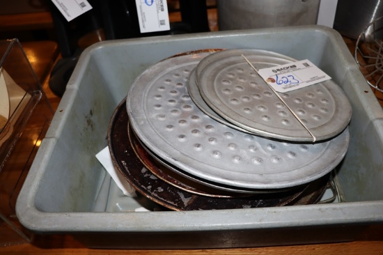 All to go - Misc. pizza pans
