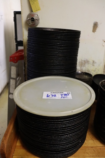 Times 80 - 14" Deep dish pizza pans with lids