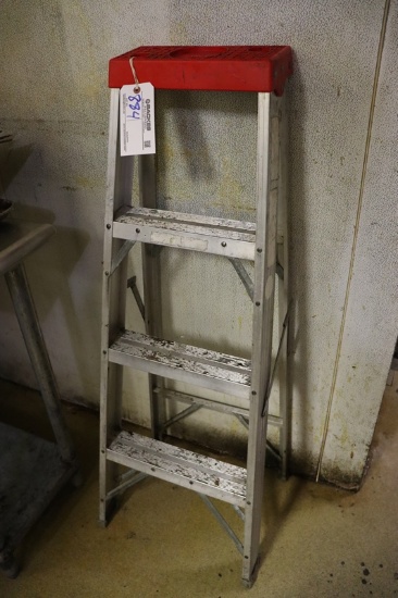 4' Aluminum step ladder