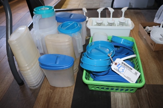 All to go - Large lot of 2qt pitchers with lids