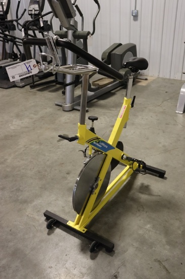 Life Fitness Lemond Revmaster indoor cycling bike - excellent condition