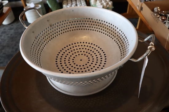 Aluminum 15" colander