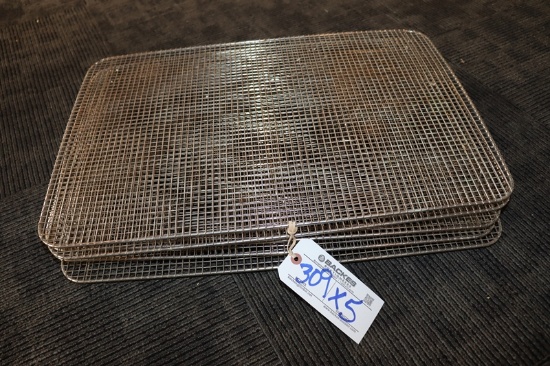 Times 5 - 18" x 26" stainless sheet pan cooling screens