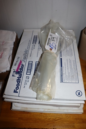 Times 4 - Boxes of full size sheet pan liners