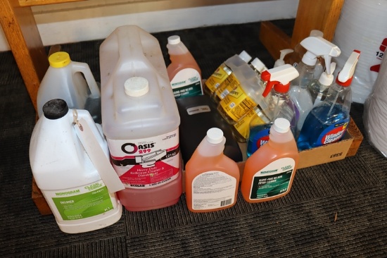 All to go - Misc. cleaning supplies