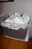 Box flat to go - Assorted colored aprons