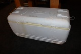 Igloo 60 quart cooler - no latches