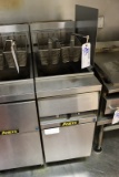 Anets 14GS stainless 40# gas fryer with left & right hand splash guards