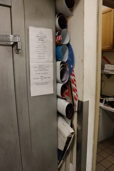 All to go - display advertising and promotional materials