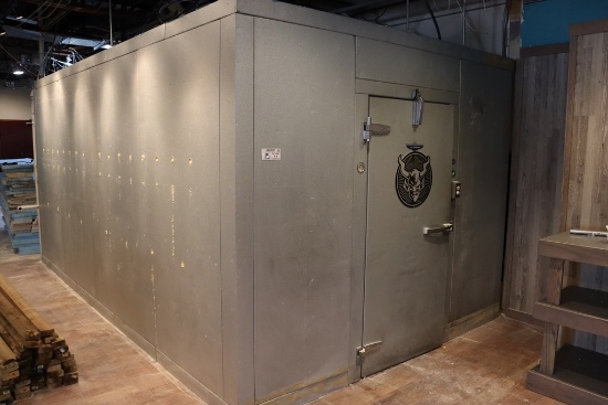 Walk In Cooler - Front Bars