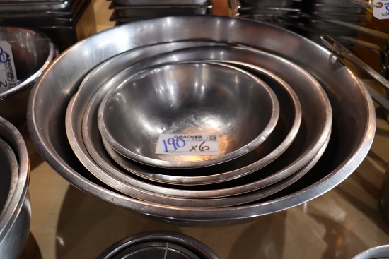 SET to go of 6 stainless mixing bowls from 16" to 23"