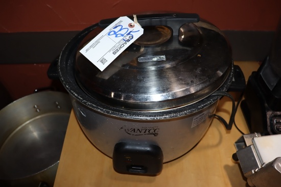 Avantco 60 cup electric rice cooker
