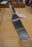 Times 3 - spatulas