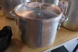 Approximate 8 qt stock pot with lids