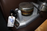 Waring mini Belgium waffle maker - needs cleaned