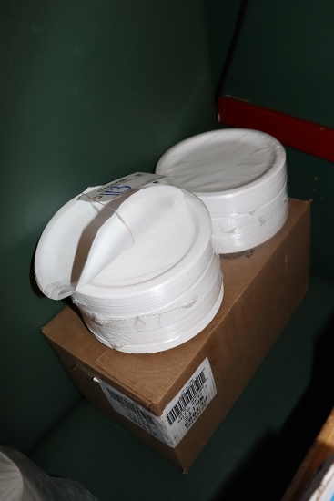 Case of PL7095 white paper plates