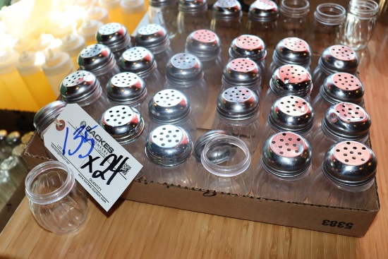 Times 24 - plastic cheese shakers with lids
