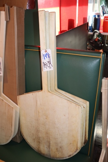 Times 5 - 20" pizza peels - 4) new and 1) used