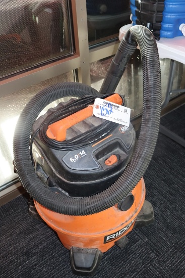 Rigid 14 gallon shop vac