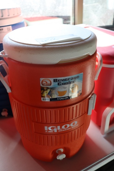 Igloo 5 gallon drinking cooler