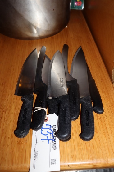 All to go - black handled cutlery