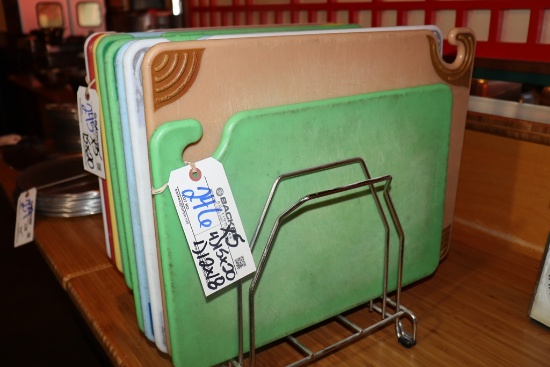 Set to go - 5 poly cutting boards with rack - 1 board is smaller