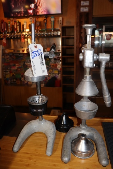 Pair to go - juice presses - as is