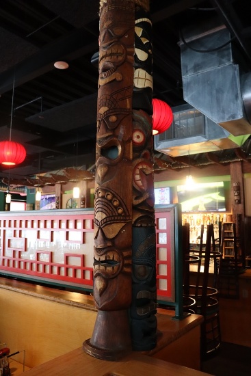 60" four way totem pole with 44" rope on top - located on top of booth - buyer to remove