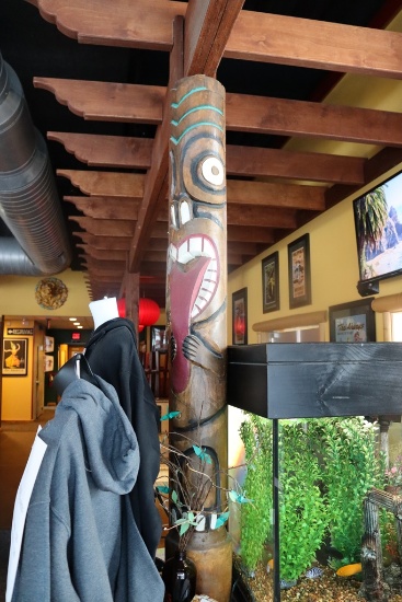 62" Totem pole - front entrance area by aquarium