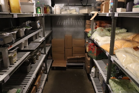 117" x 90" x 136" Cambro "U" shaped poly rack system - shared center poles