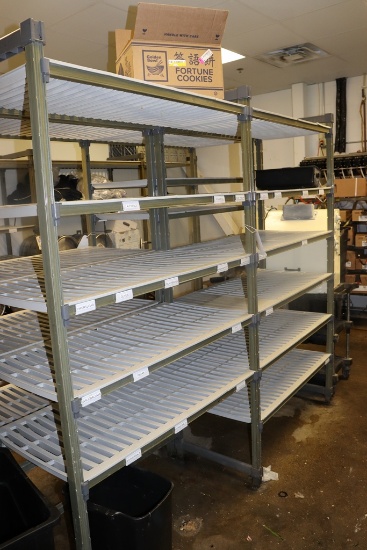 Times 2 - Cambro 24 x 48 racks - common center poles