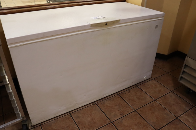 Kenmore Elite 253.16082108 approximately 16 cuft. Proxibid