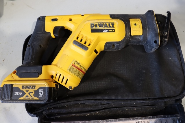 Dewalt 24 volt sawzall hotsell