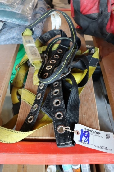 Yellow safety harness w/ lanyard