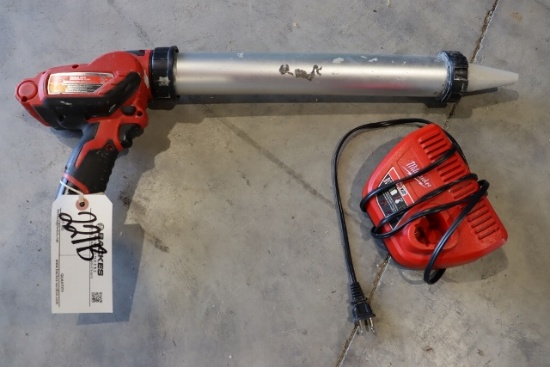 Milwaukee cordless chalk gun w/ charger