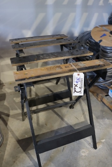 Times 2 - Black & Decker Workmate 125 tables