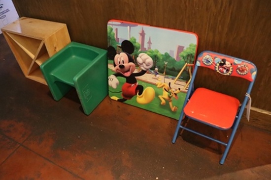 All to go - Kids, table, chair, & more