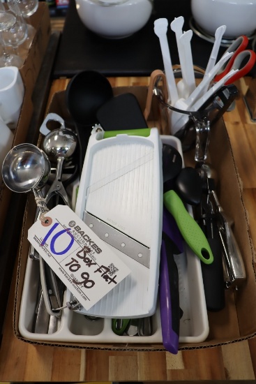 Box flat to go - Dippers, knives, ladles, & more