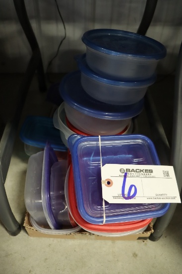 All to go - Rubbermaid & Ziploc containers