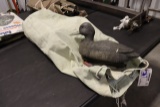 All to go - 3 duck decoys with carrying bag